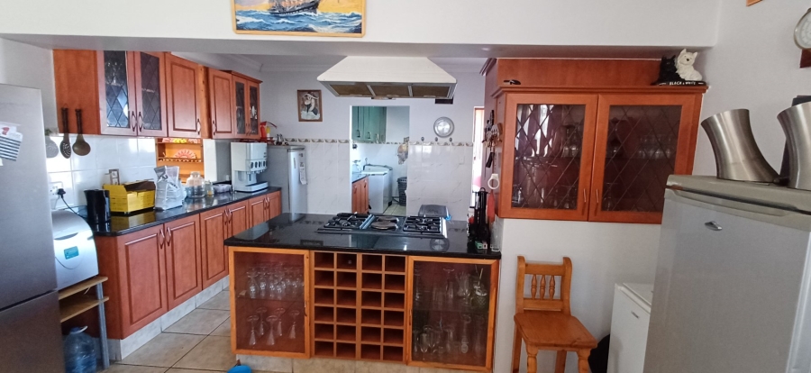 3 Bedroom Property for Sale in Dana Bay Western Cape